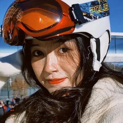 罗西与莫妮卡之骊靬情